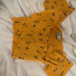 Holister tip woman’s xs